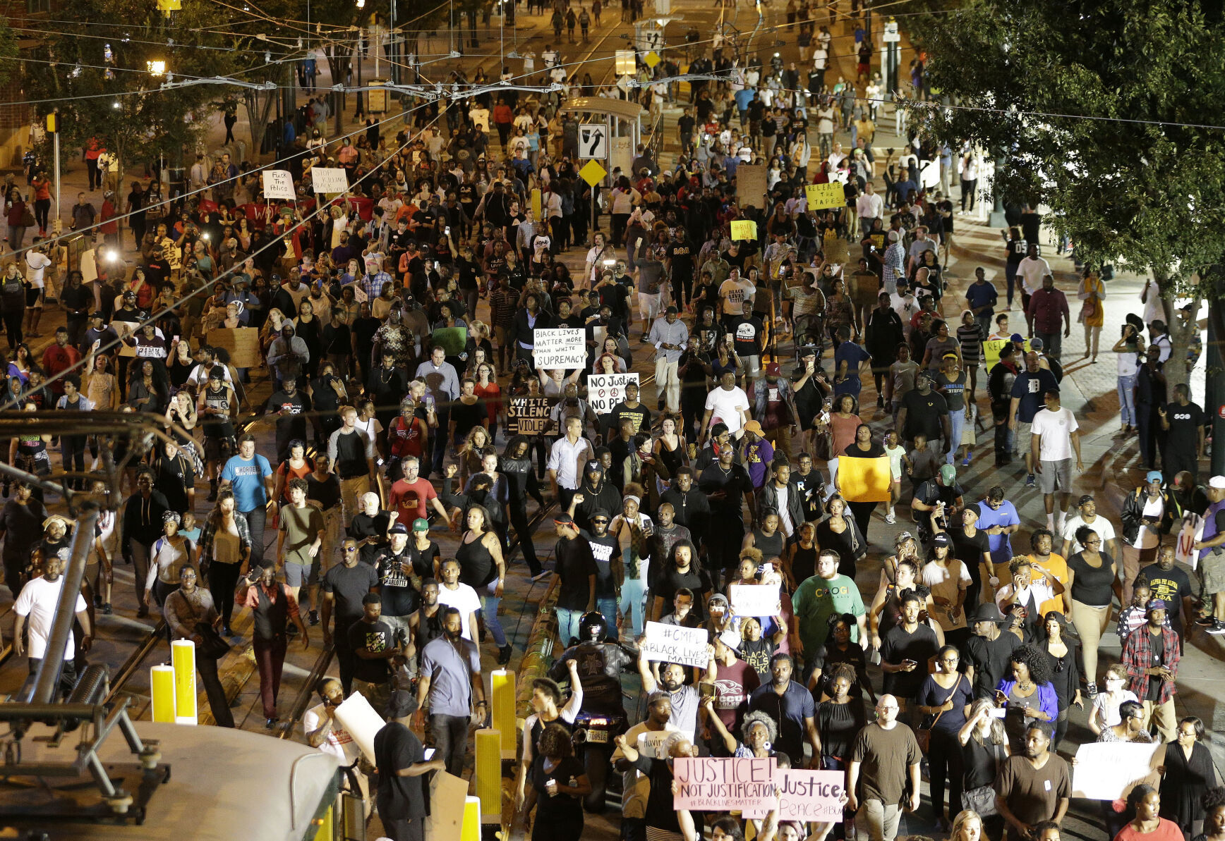 2016: Keith Lamont Scott